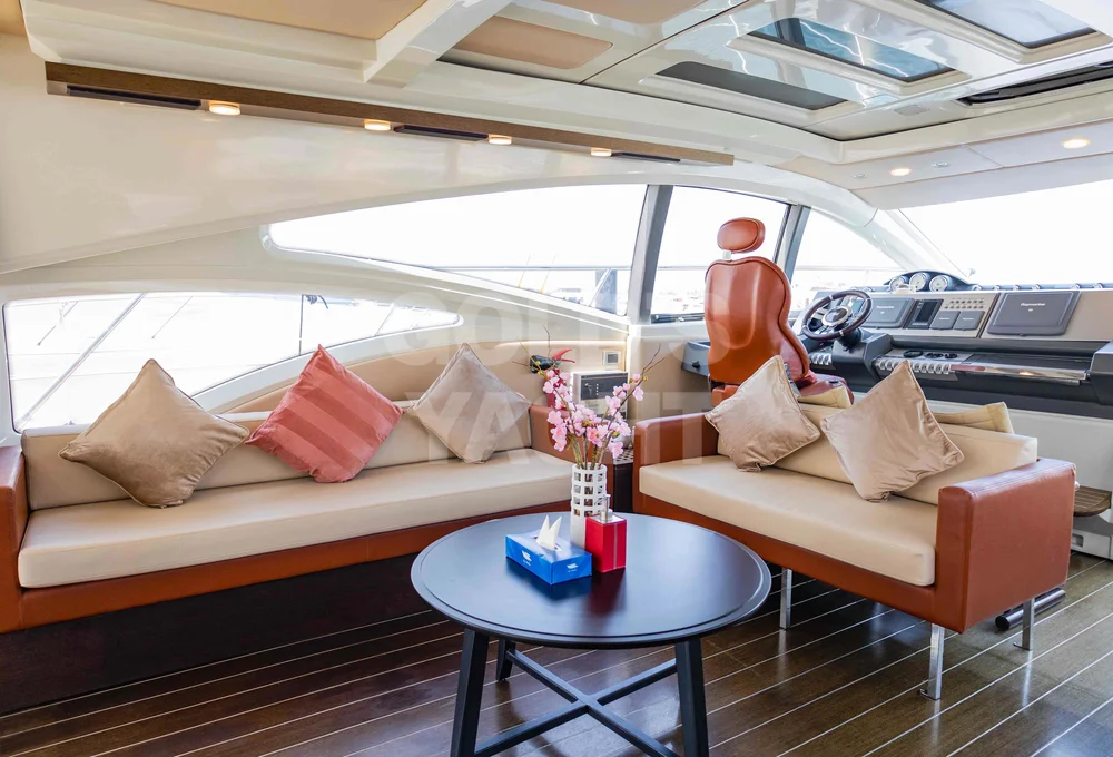 Voyager Elite Cadence 80 Yacht